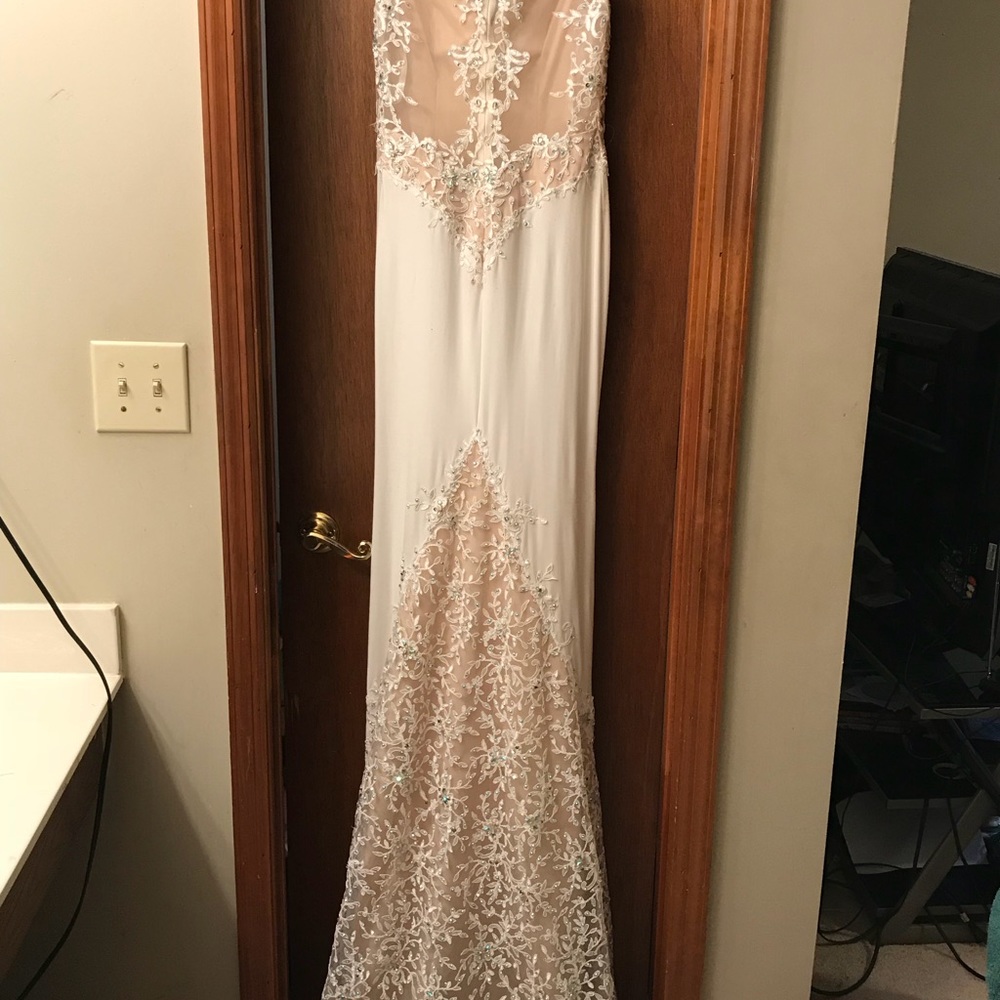 Prom Dress - Picture 4 of 6